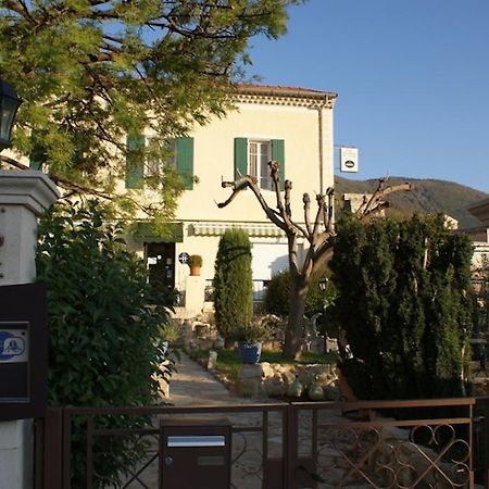 Hotel Restaurant Les Oliviers 니옹 외부 사진